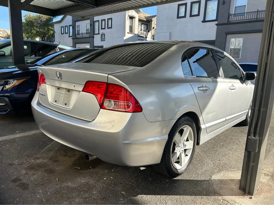 2007 Honda Civic 8th Gen - Image 6 of 8