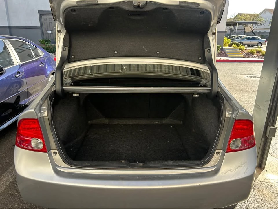 2007 Honda Civic 8th Gen - Image 4 of 8