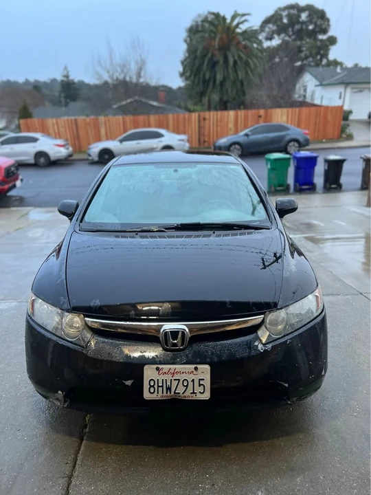 2007 Honda Civic 8th Gen - Image 2 of 7