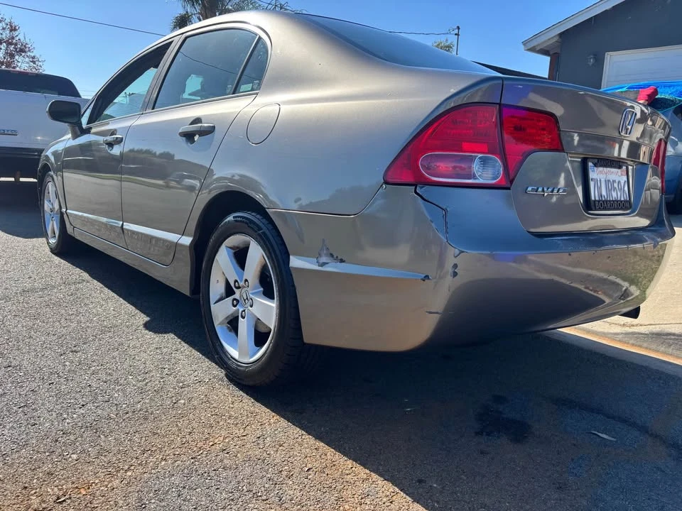 2007 Honda Civic 8th Gen - Image 2 of 16