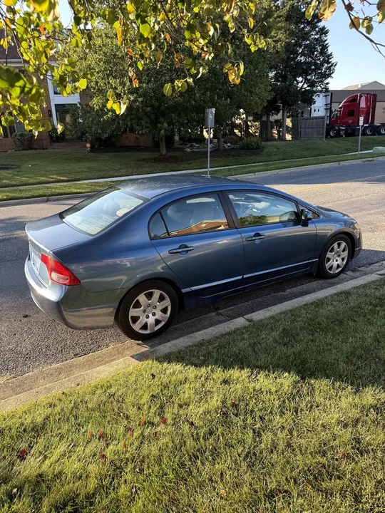 2007 Honda Civic 8th Gen - Image 3 of 6