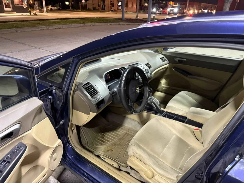 2007 Honda Civic 8th Gen - Image 7 of 9