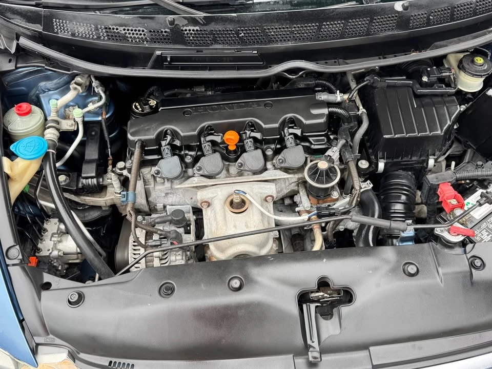 2007 Honda Civic 8th Gen - Image 10 of 13