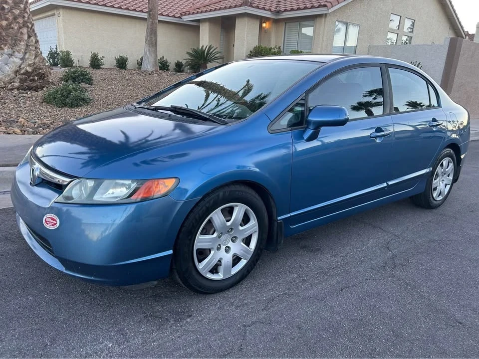 2007 Honda Civic 8th Gen - Image 2 of 6