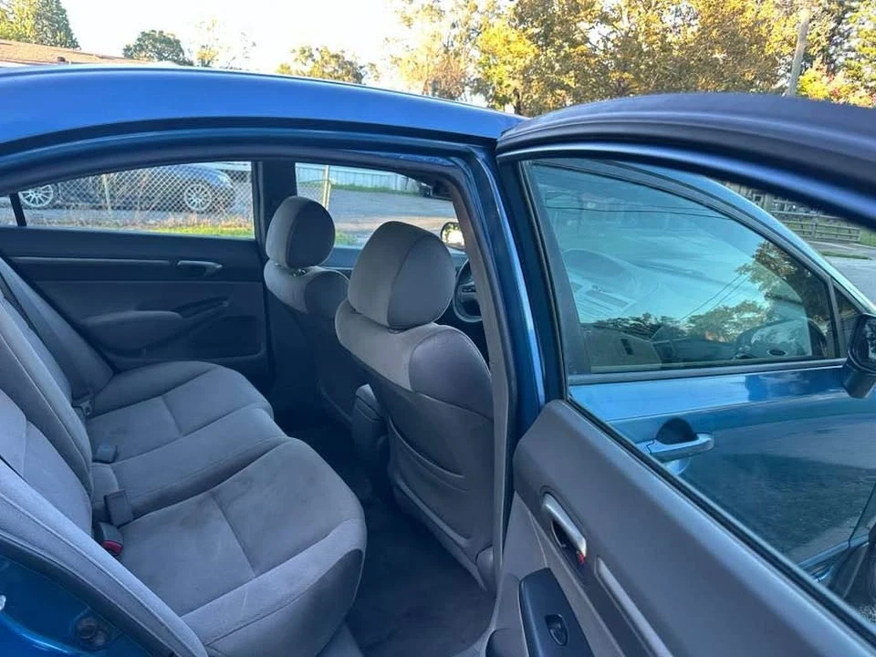 2007 Honda Civic 8th Gen - Image 10 of 12