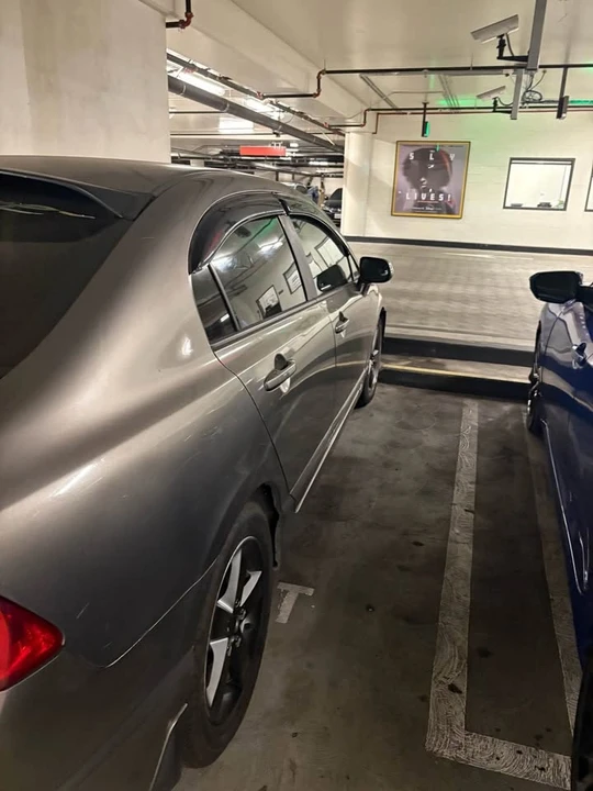 2007 Honda Civic 8th Gen - Image 4 of 5