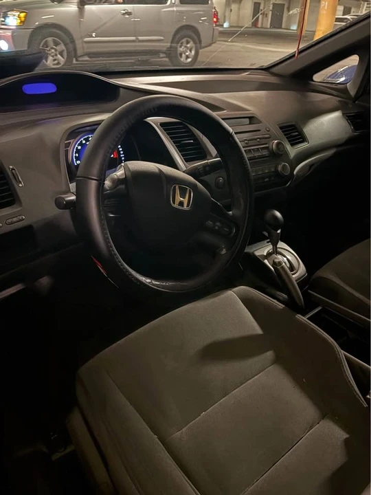 2007 Honda Civic 8th Gen - Image 2 of 5