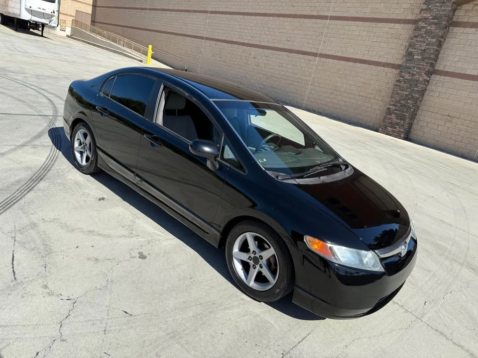 2007 Honda Civic 8th Gen - Image 2 of 11