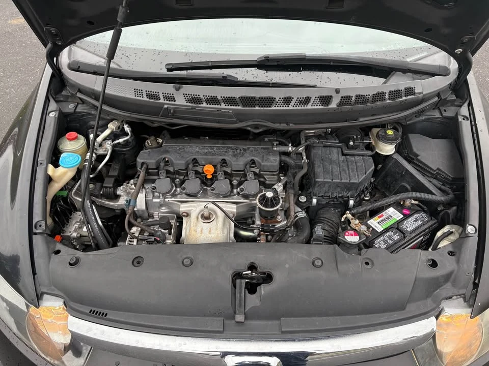 2007 Honda Civic 8th Gen - Image 11 of 12