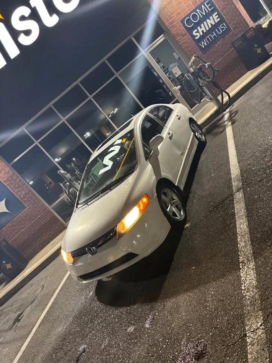 2007 Honda Civic 8th Gen - Image 3 of 9