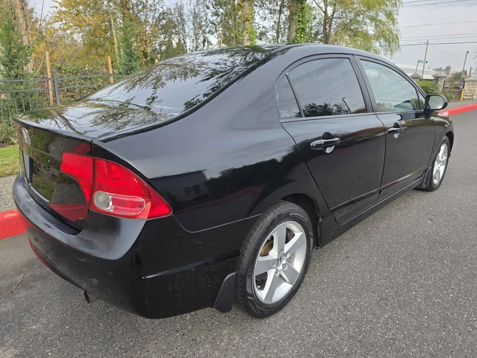 2007 Honda Civic 8th Gen - Image 2 of 9