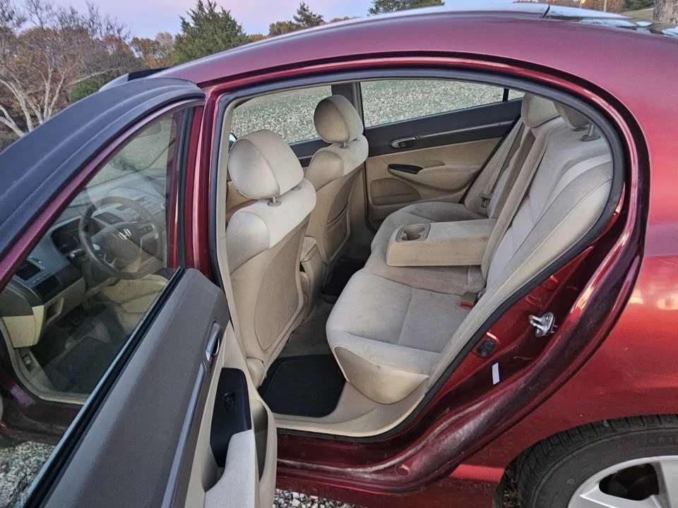 2007 Honda Civic 8th Gen - Image 8 of 8