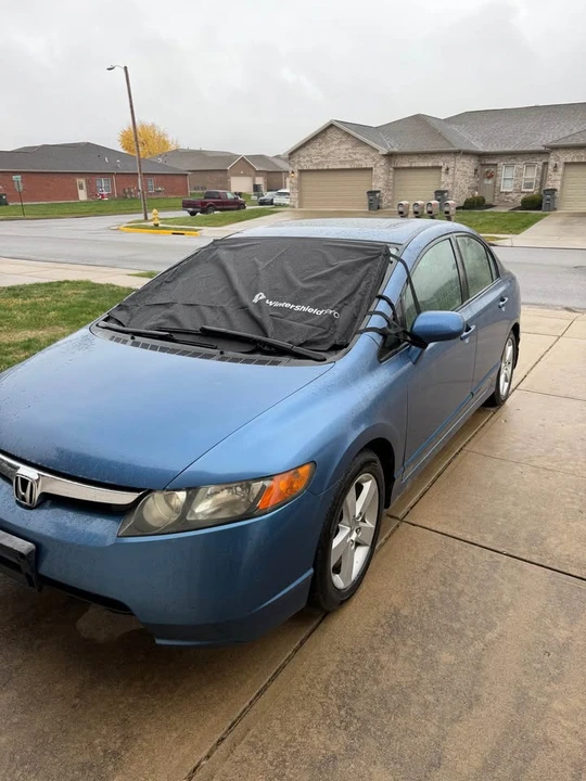 2007 Honda Civic 8th Gen - Image 2 of 2