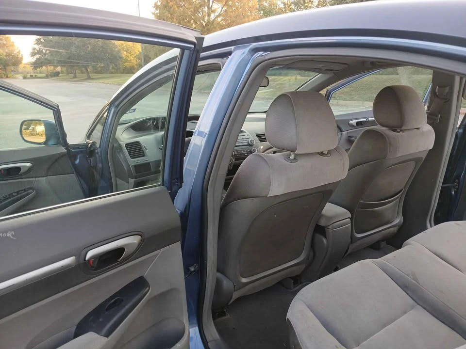 2007 Honda Civic 8th Gen - Image 3 of 8