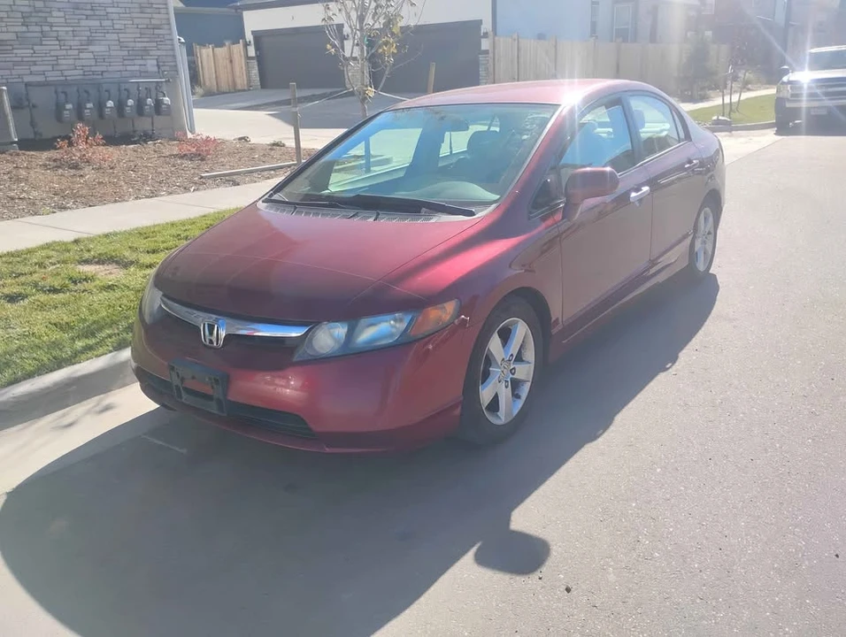 2007 Honda Civic 8th Gen - Image 2 of 11
