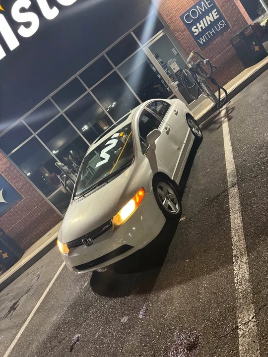 2007 Honda Civic 8th Gen - Image 2 of 8