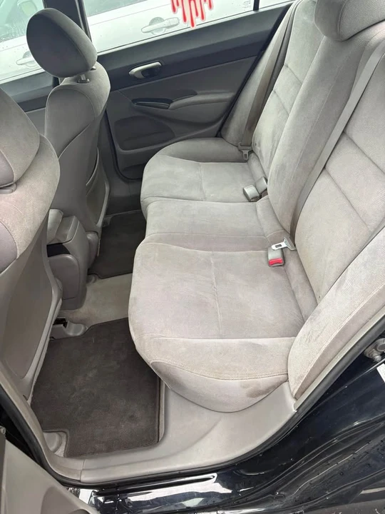 2007 Honda Civic 8th Gen - Image 10 of 12