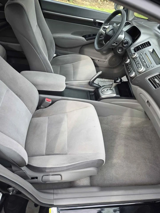 2007 Honda Civic 8th Gen - Image 6 of 9