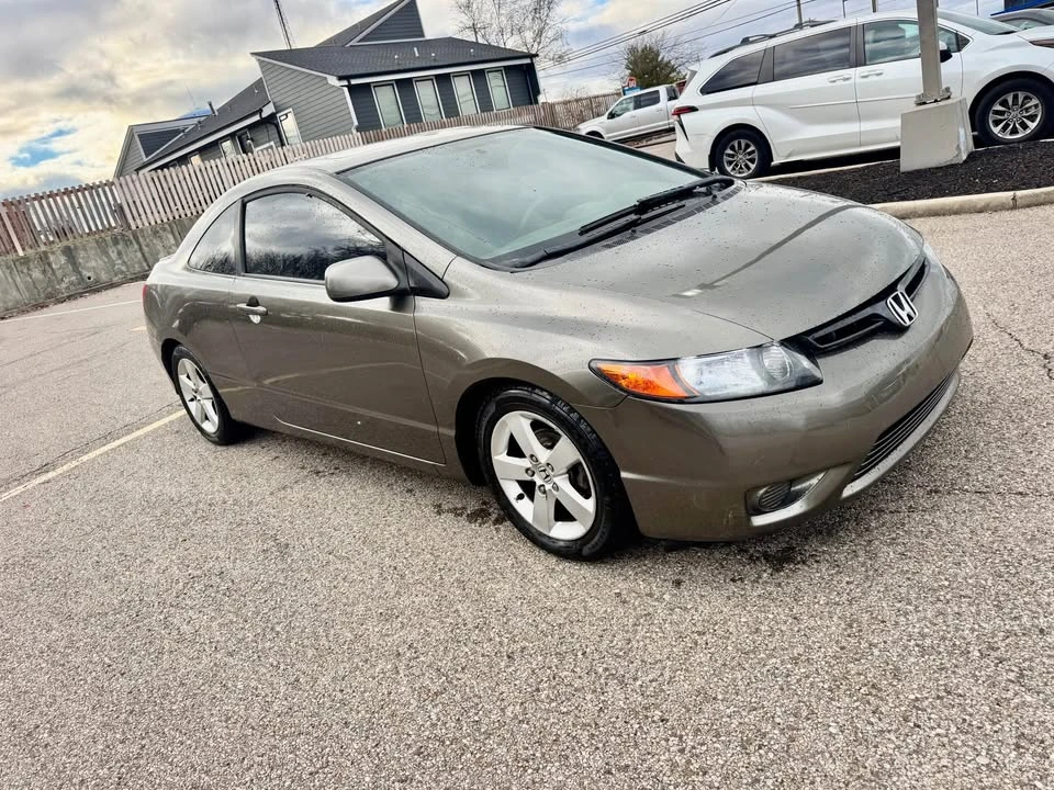 2007 Honda Civic 8th Gen - Image 2 of 9
