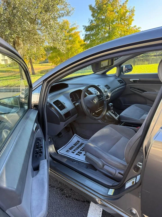 2007 Honda Civic 8th Gen - Image 11 of 17