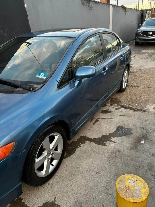 2007 Honda Civic 8th Gen - Image 3 of 10