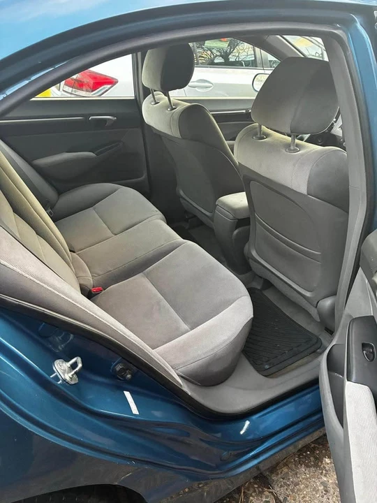 2007 Honda Civic 8th Gen - Image 6 of 10