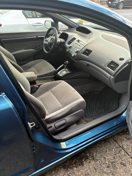 2007 Honda Civic 8th Gen - Image 8 of 10