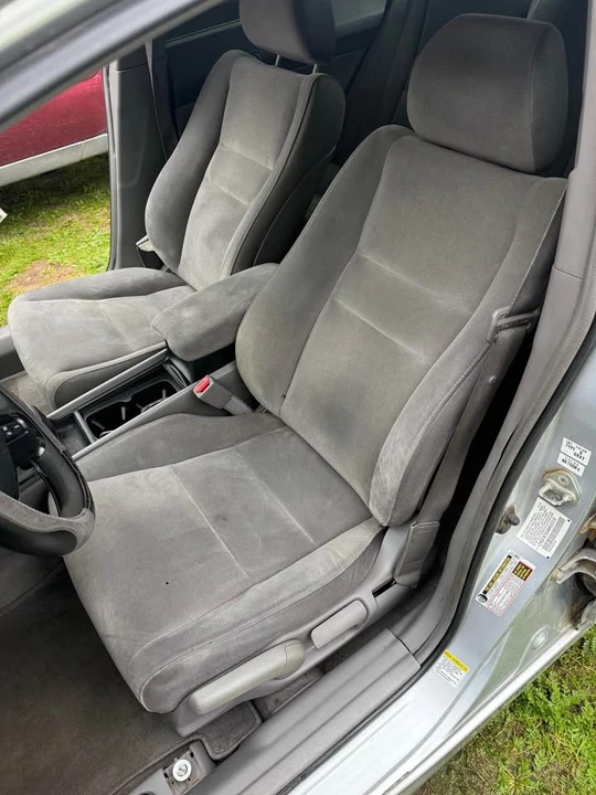 2007 Honda Civic 8th Gen - Image 9 of 19