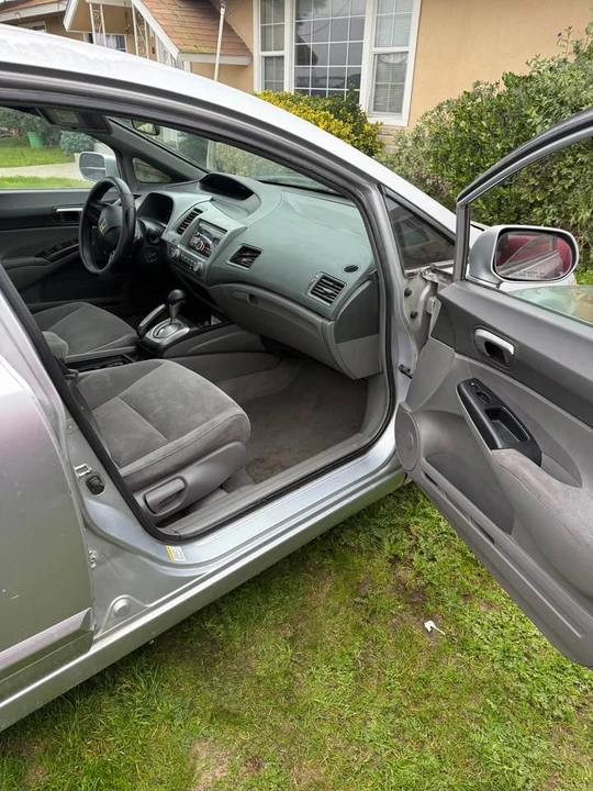 2007 Honda Civic 8th Gen - Image 12 of 19