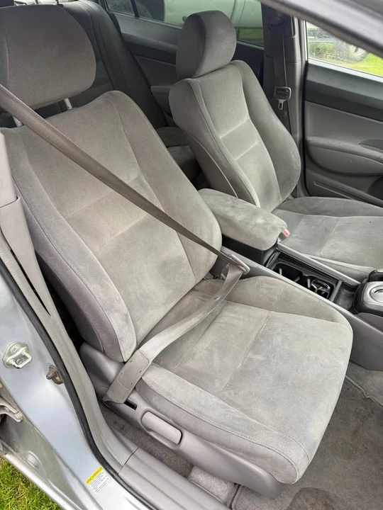 2007 Honda Civic 8th Gen - Image 13 of 19
