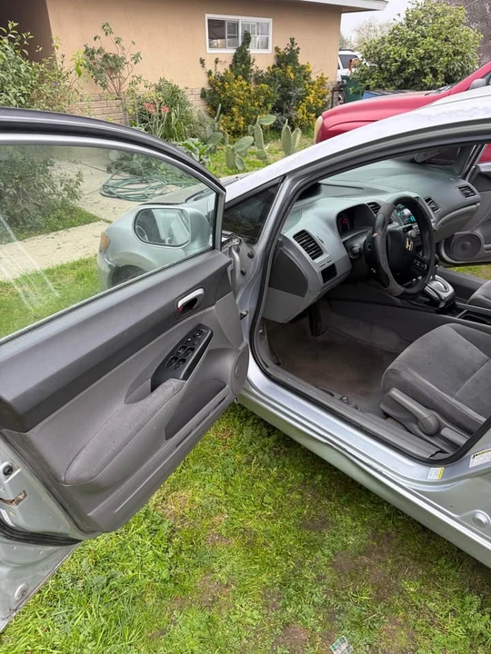 2007 Honda Civic 8th Gen - Image 8 of 19