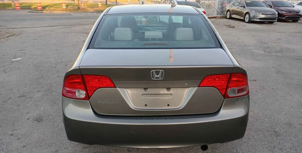 2007 Honda Civic 8th Gen - Image 4 of 10