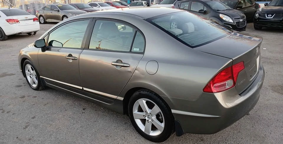 2007 Honda Civic 8th Gen - Image 5 of 10