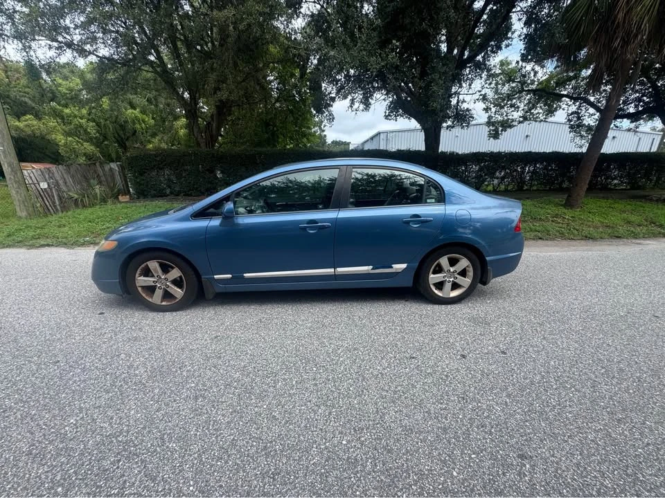 2007 Honda Civic 8th Gen - Image 3 of 4
