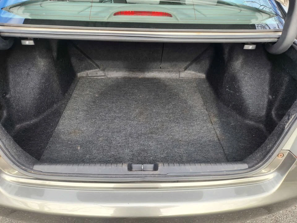 2007 Honda Civic 8th Gen - Image 17 of 17