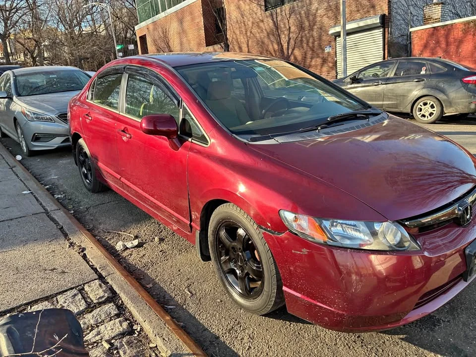 2007 Honda Civic 8th Gen - Image 2 of 6