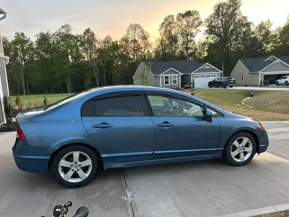 2007 Honda Civic 8th Gen - Image 3 of 3