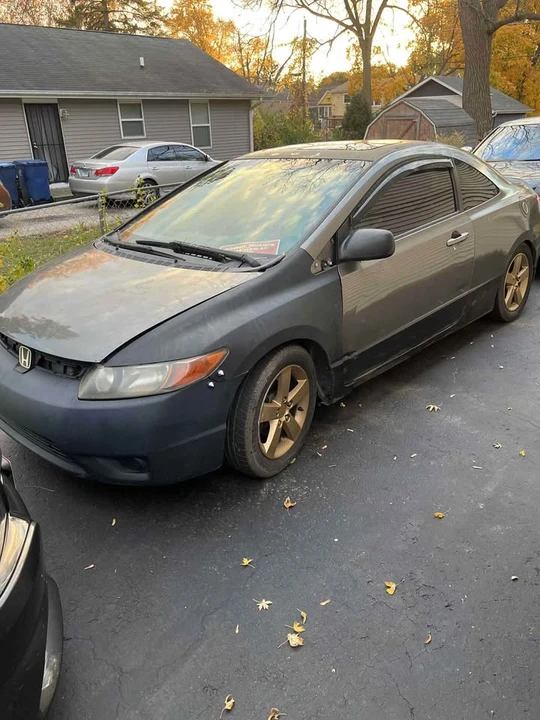 2007 Honda Civic 8th Gen - Image 4 of 4