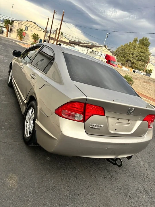 2007 Honda Civic 8th Gen - Image 5 of 14