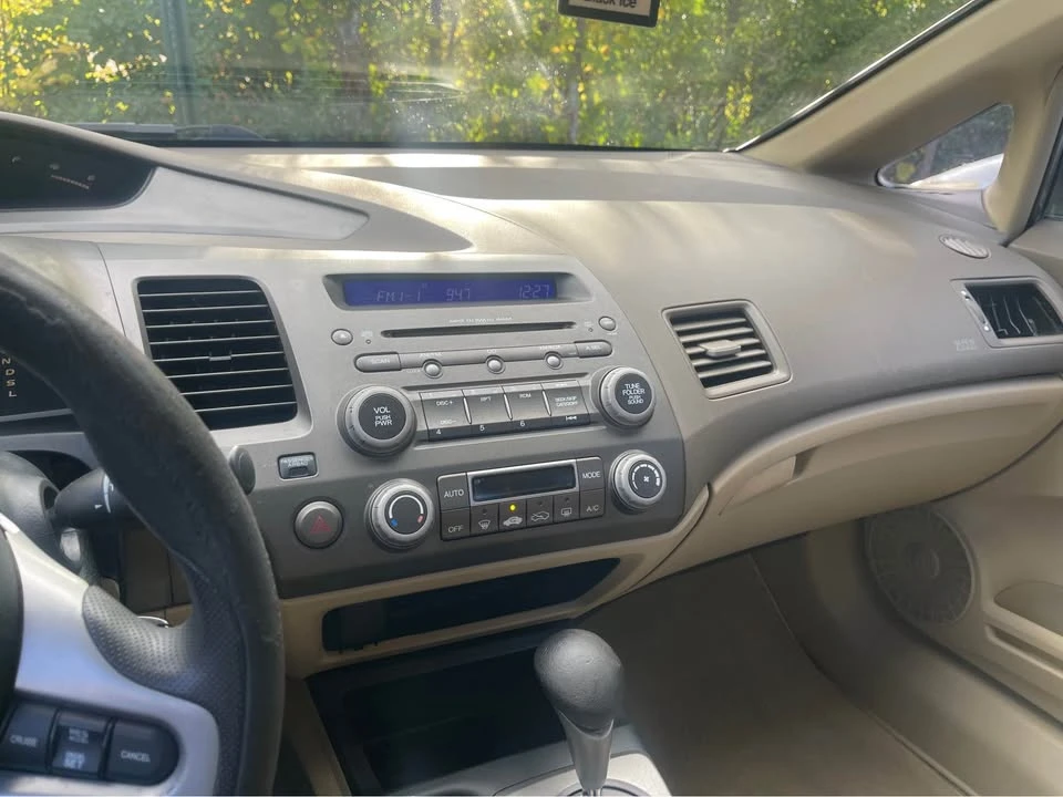 2007 Honda Civic 8th Gen - Image 8 of 9