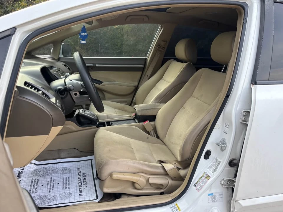 2007 Honda Civic 8th Gen - Image 13 of 17