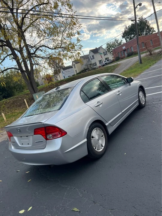 2007 Honda Civic 8th Gen - Image 2 of 10
