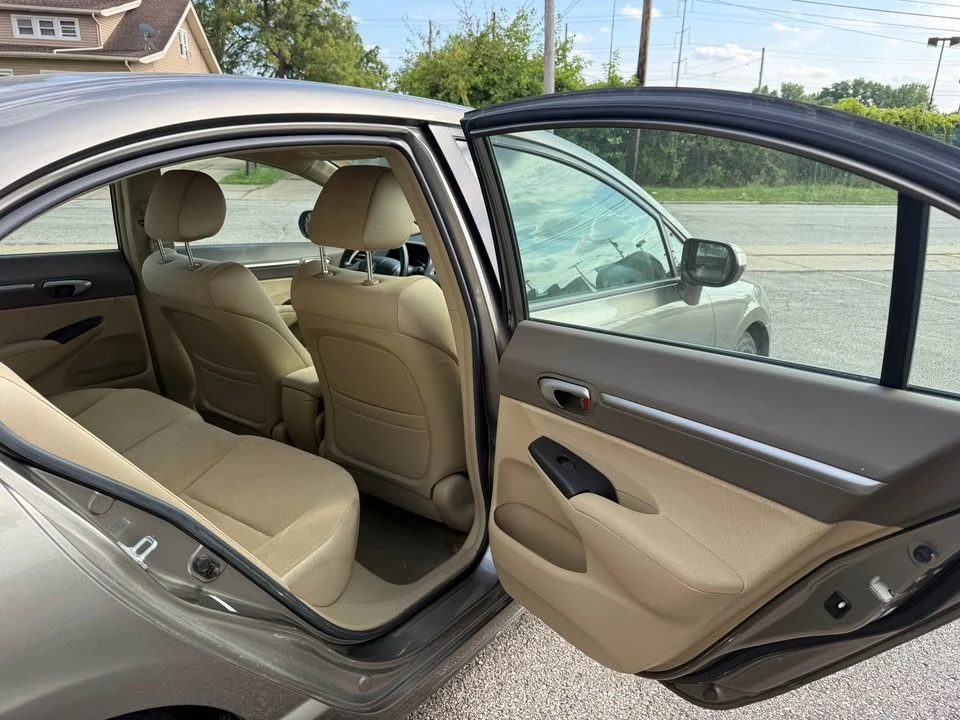 2007 Honda Civic 8th Gen - Image 11 of 20