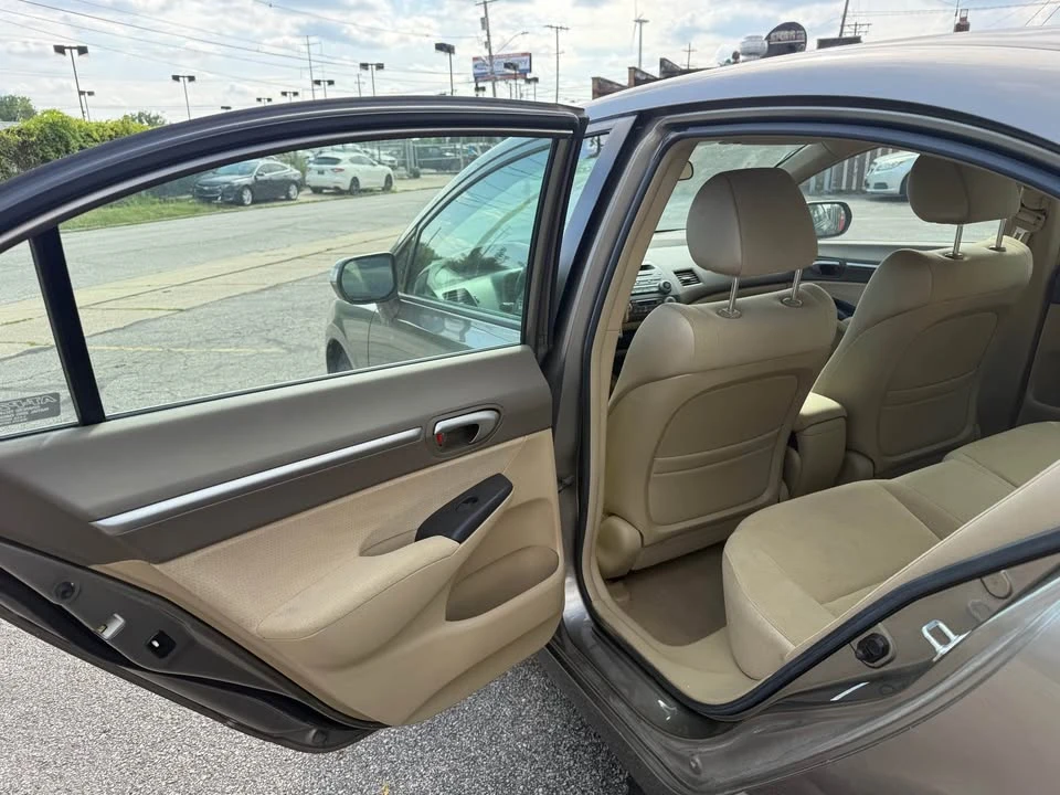 2007 Honda Civic 8th Gen - Image 15 of 20