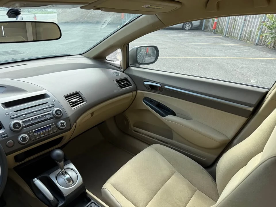 2007 Honda Civic 8th Gen - Image 17 of 20