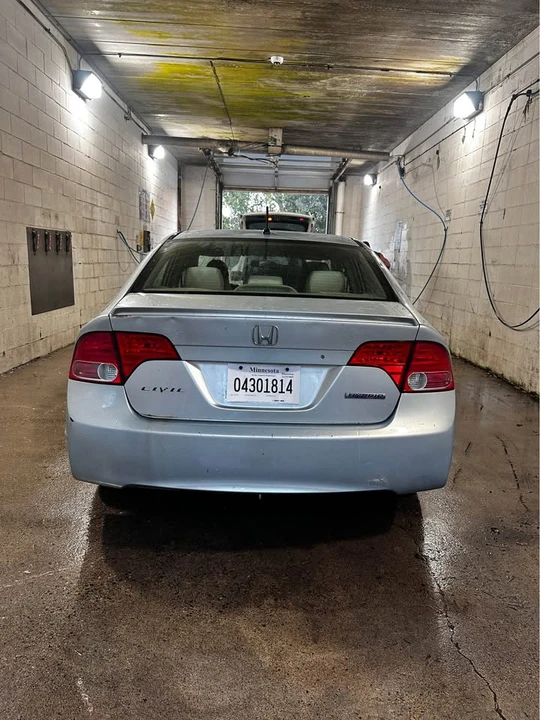 2007 Honda Civic 8th Gen - Image 3 of 8