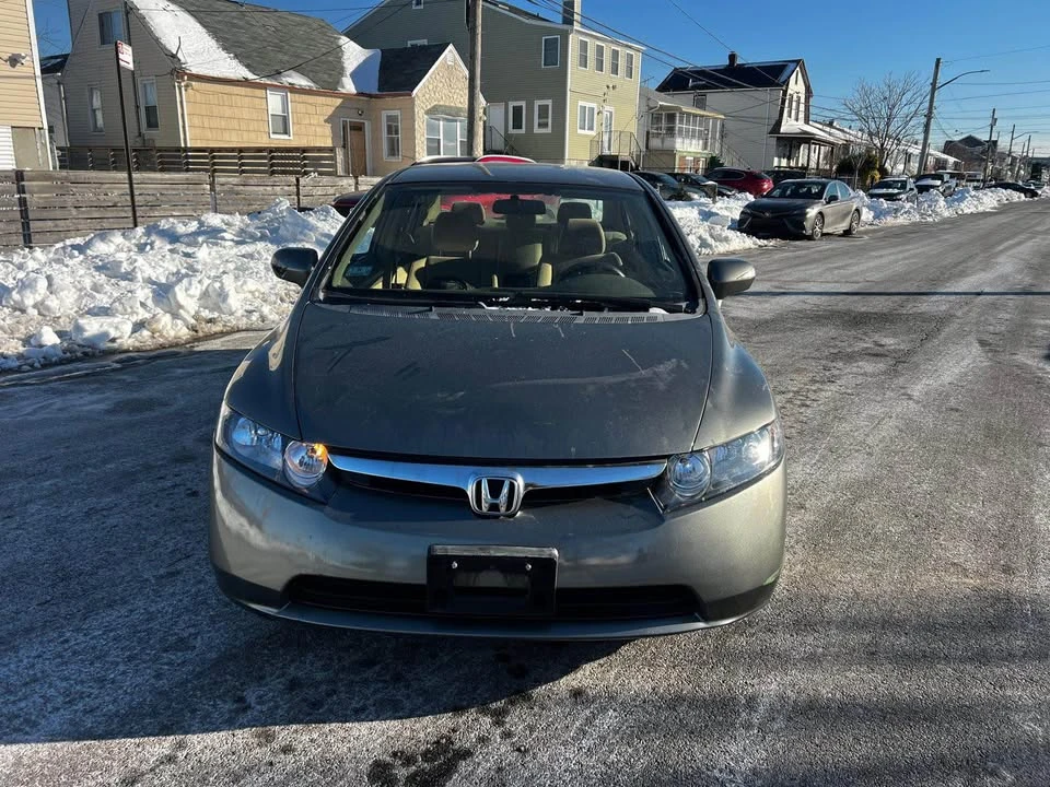 2007 Honda Civic 8th Gen - Image 2 of 9