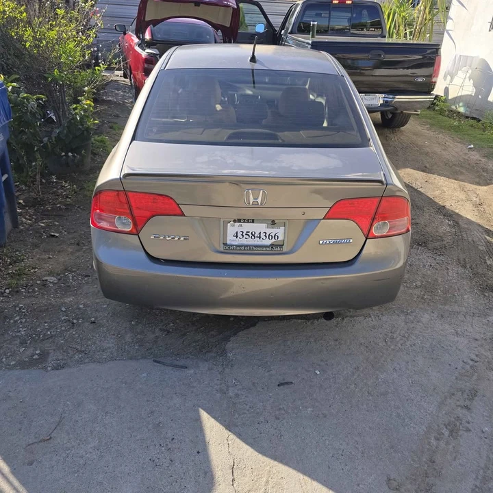 2007 Honda Civic 8th Gen - Image 3 of 8