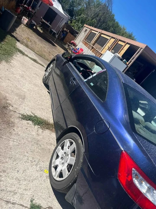 2007 Honda Civic 8th Gen - Image 5 of 12