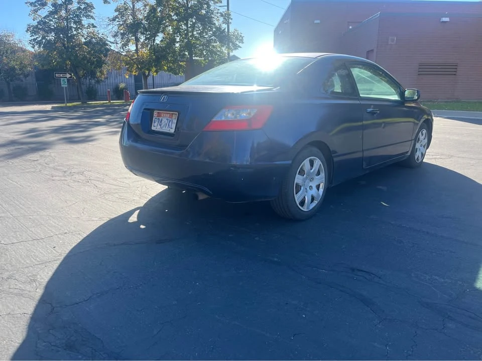 2007 Honda Civic 8th Gen - Image 3 of 13